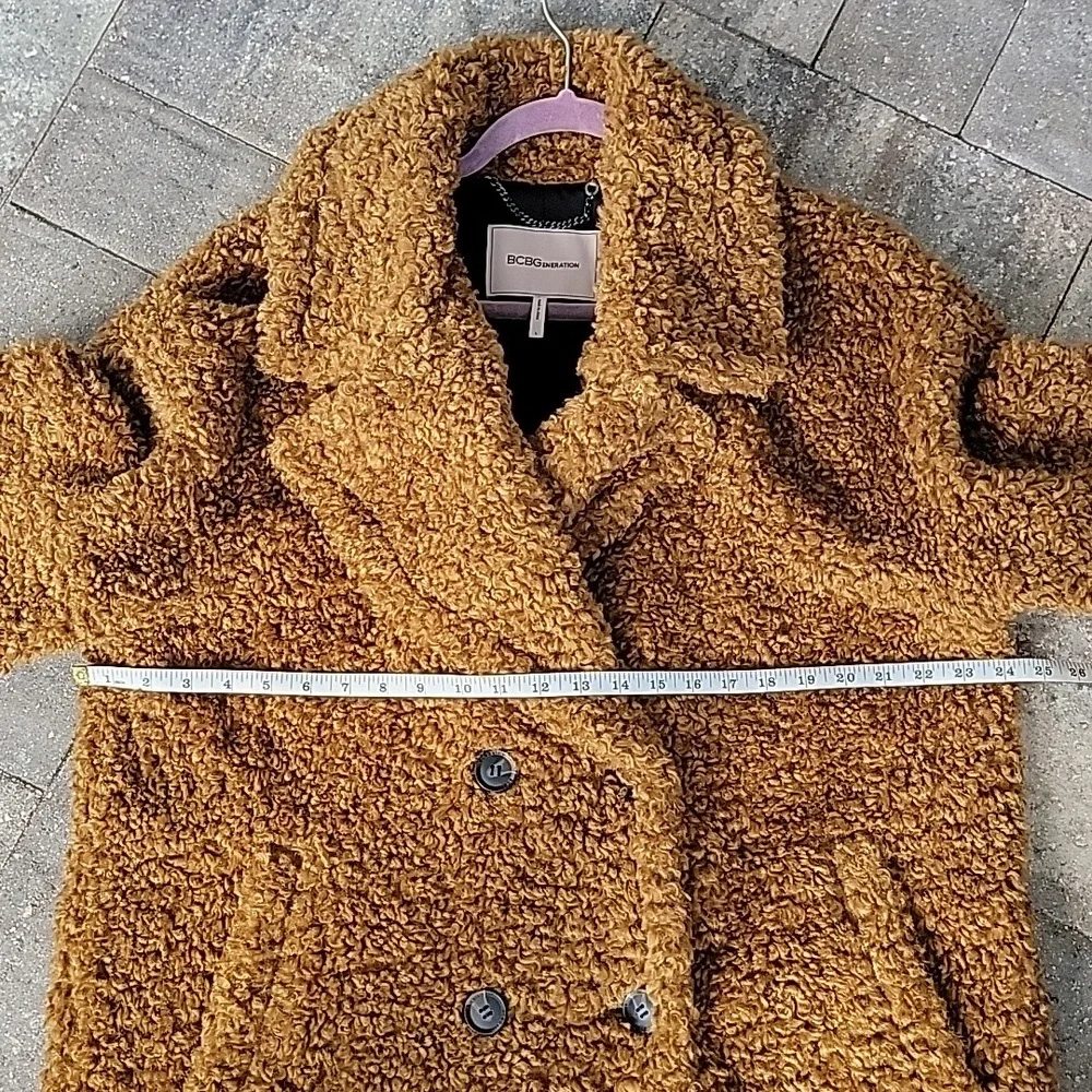 BCBGeneration Double Breasted Faux Fur Teddy Coat Sz L Toffee - Picture 10 of 13